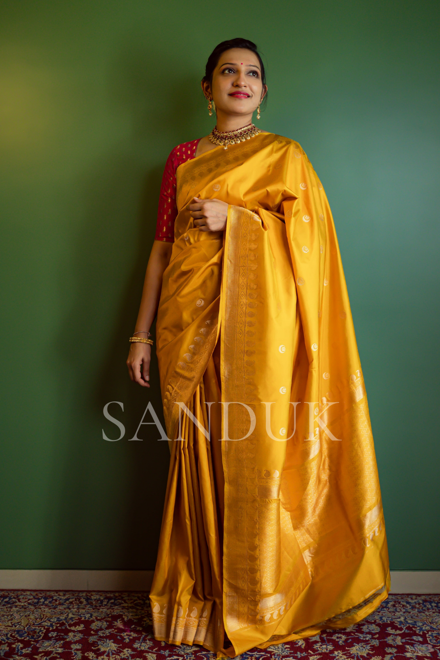 mihira (saree)