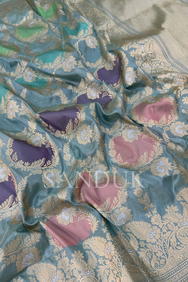 Pastel Circular Lotus Jangla Saree