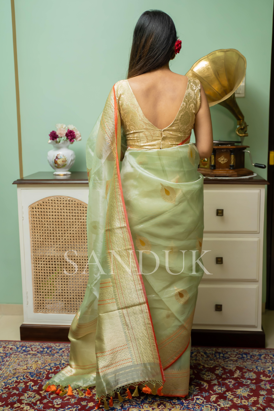 myra (saree)