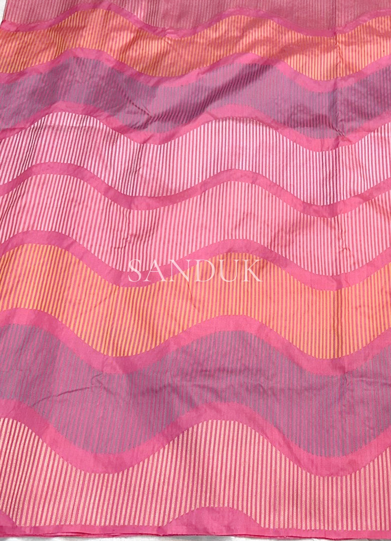 Dhari (Saree)