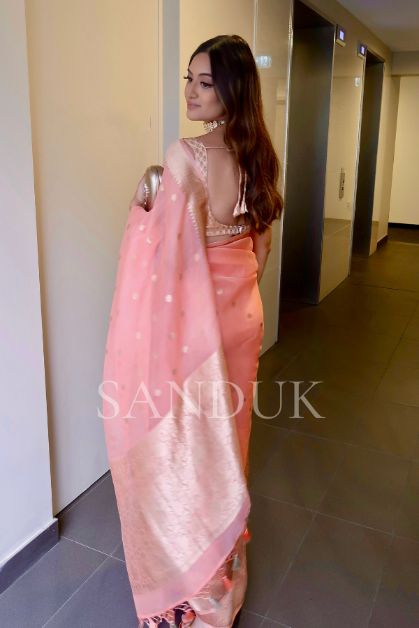Amara (Saree)