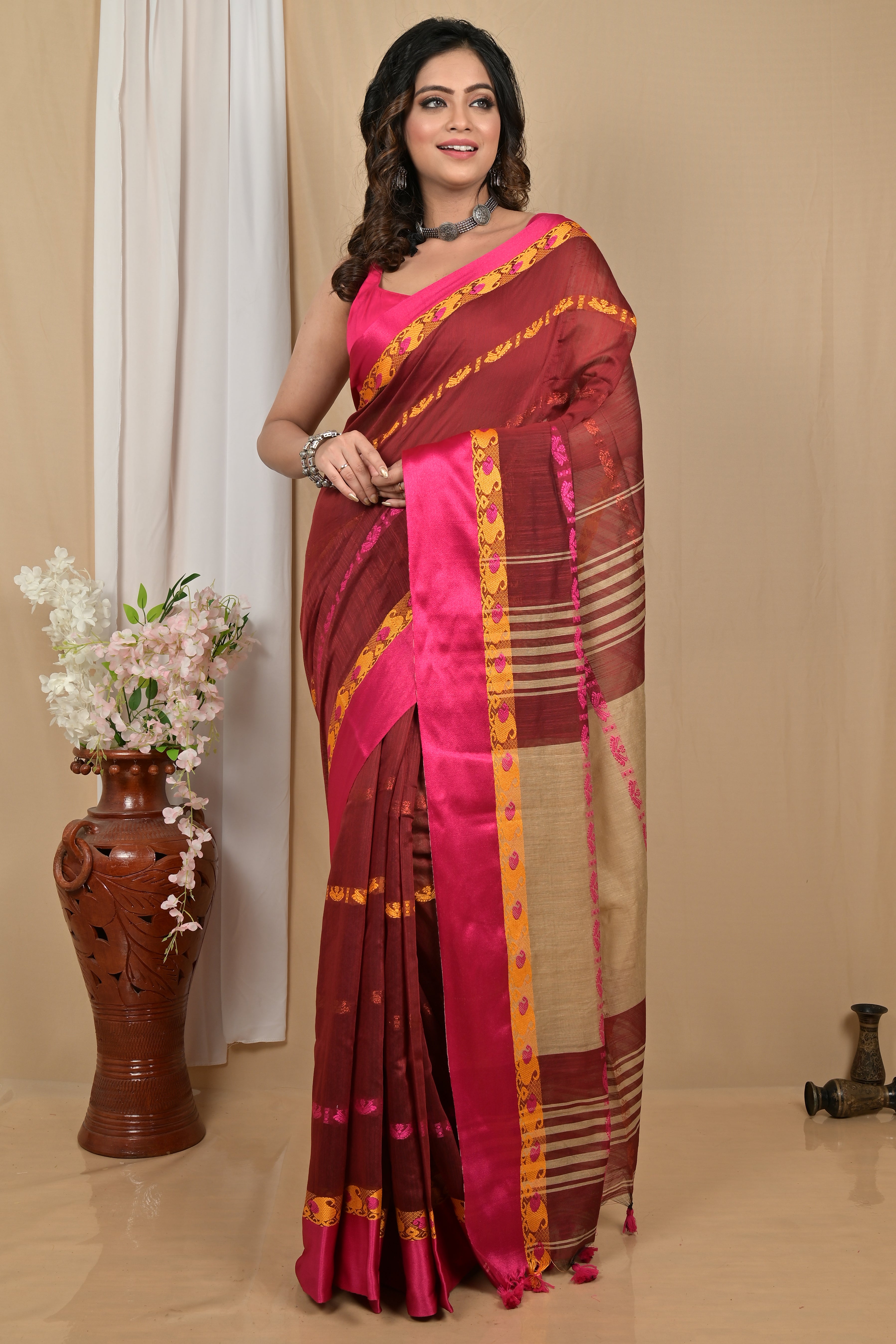 Garad or Gorot Saree