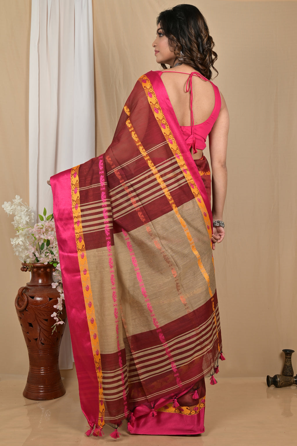 Garad or Gorot Saree