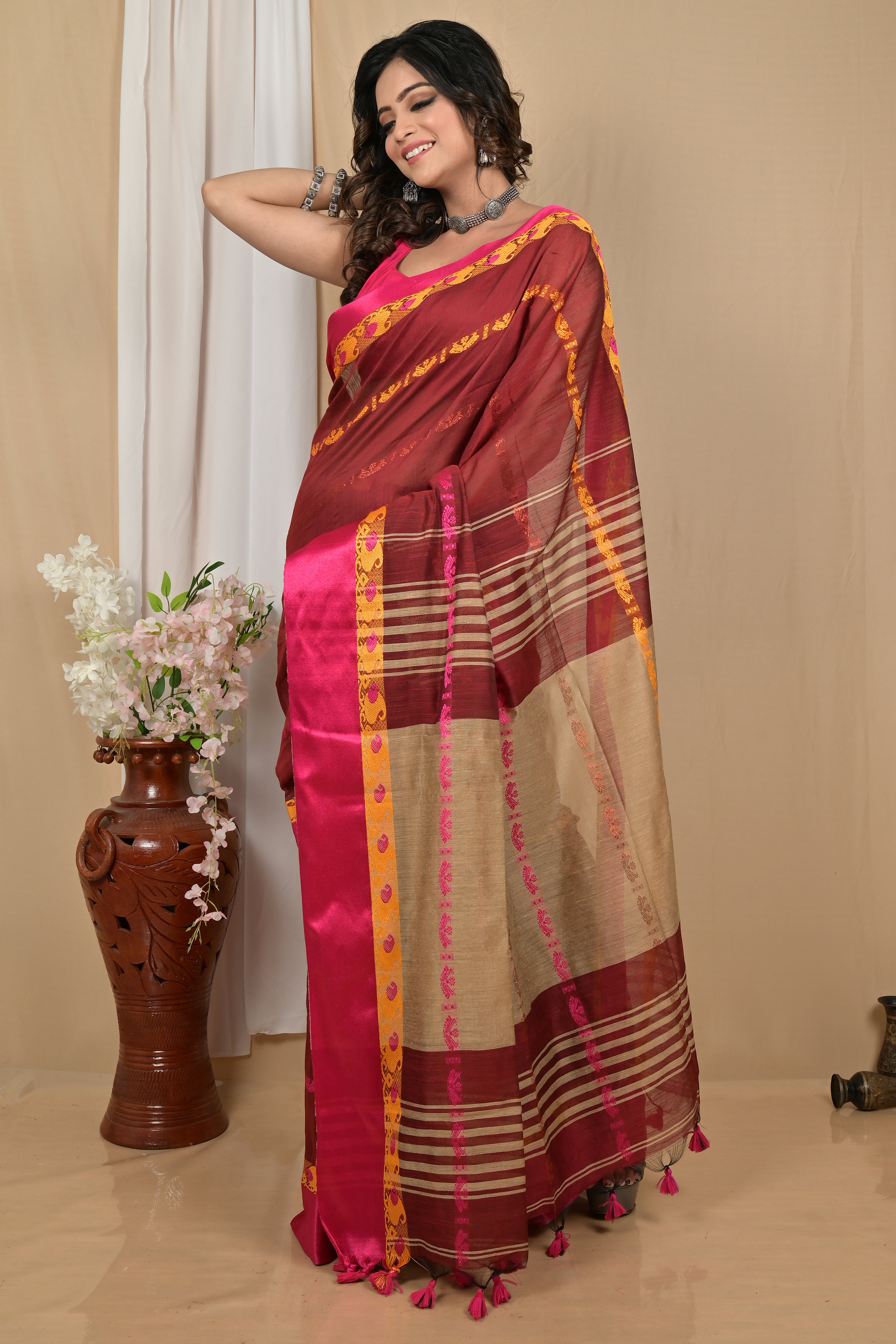 Garad or Gorot Saree