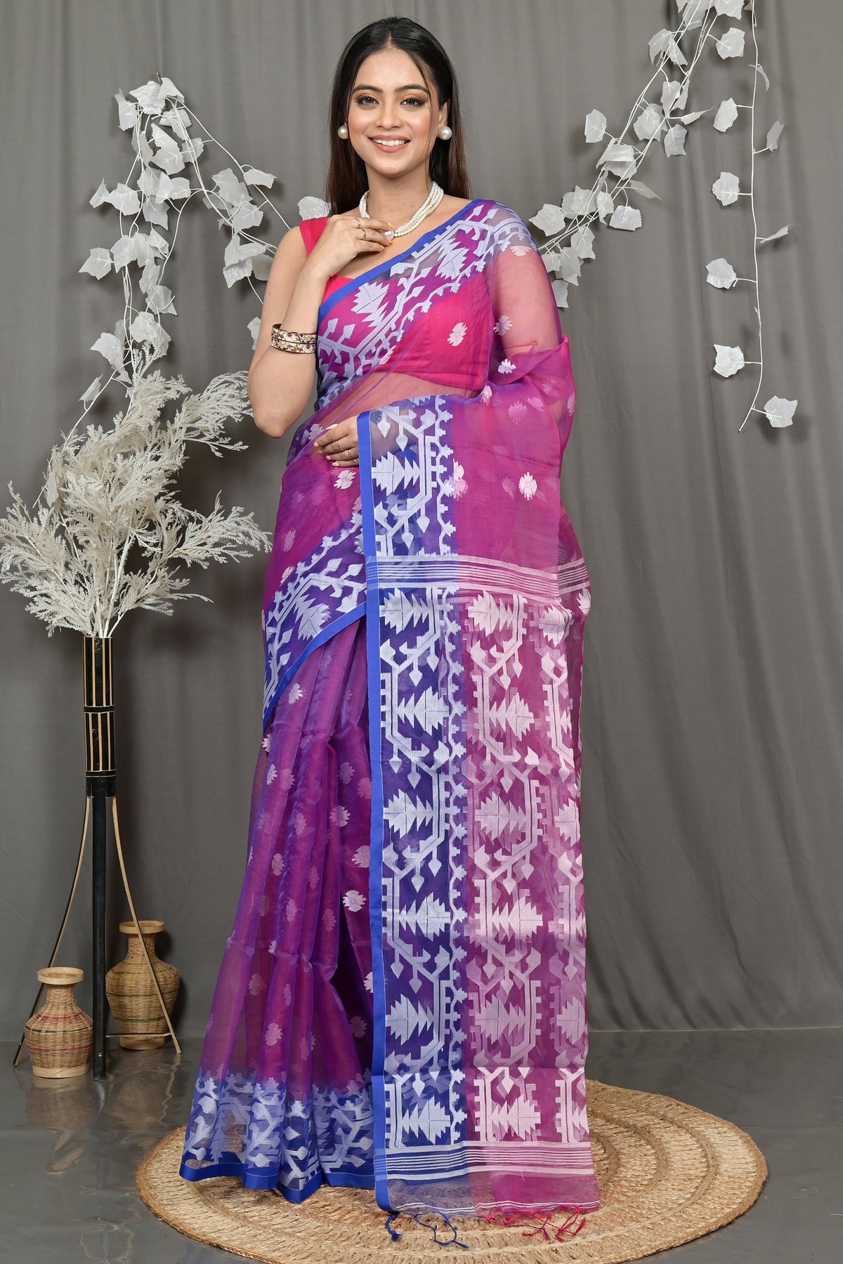 muslin Jamdani saree