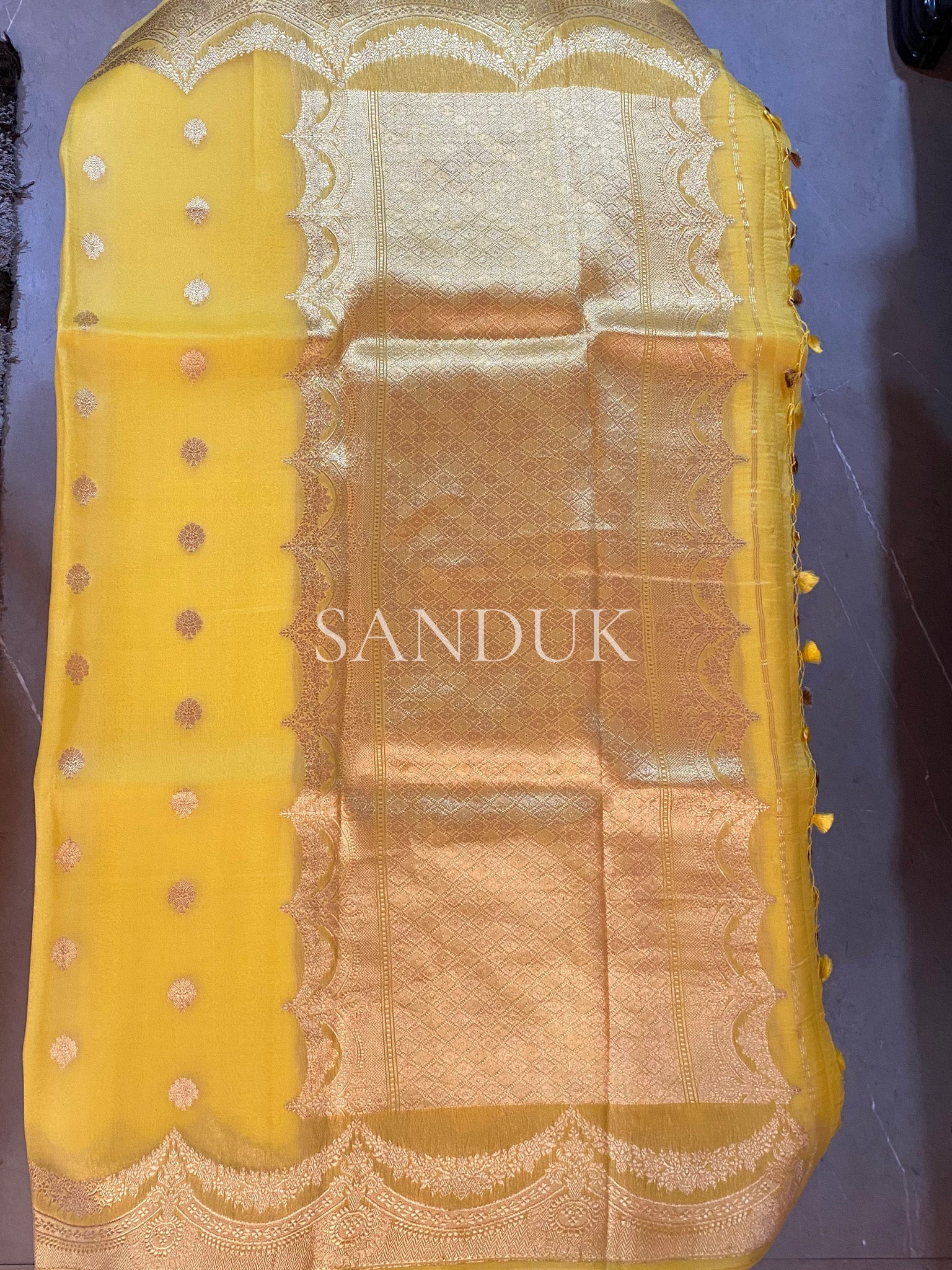 Meera Kora Silk Saree