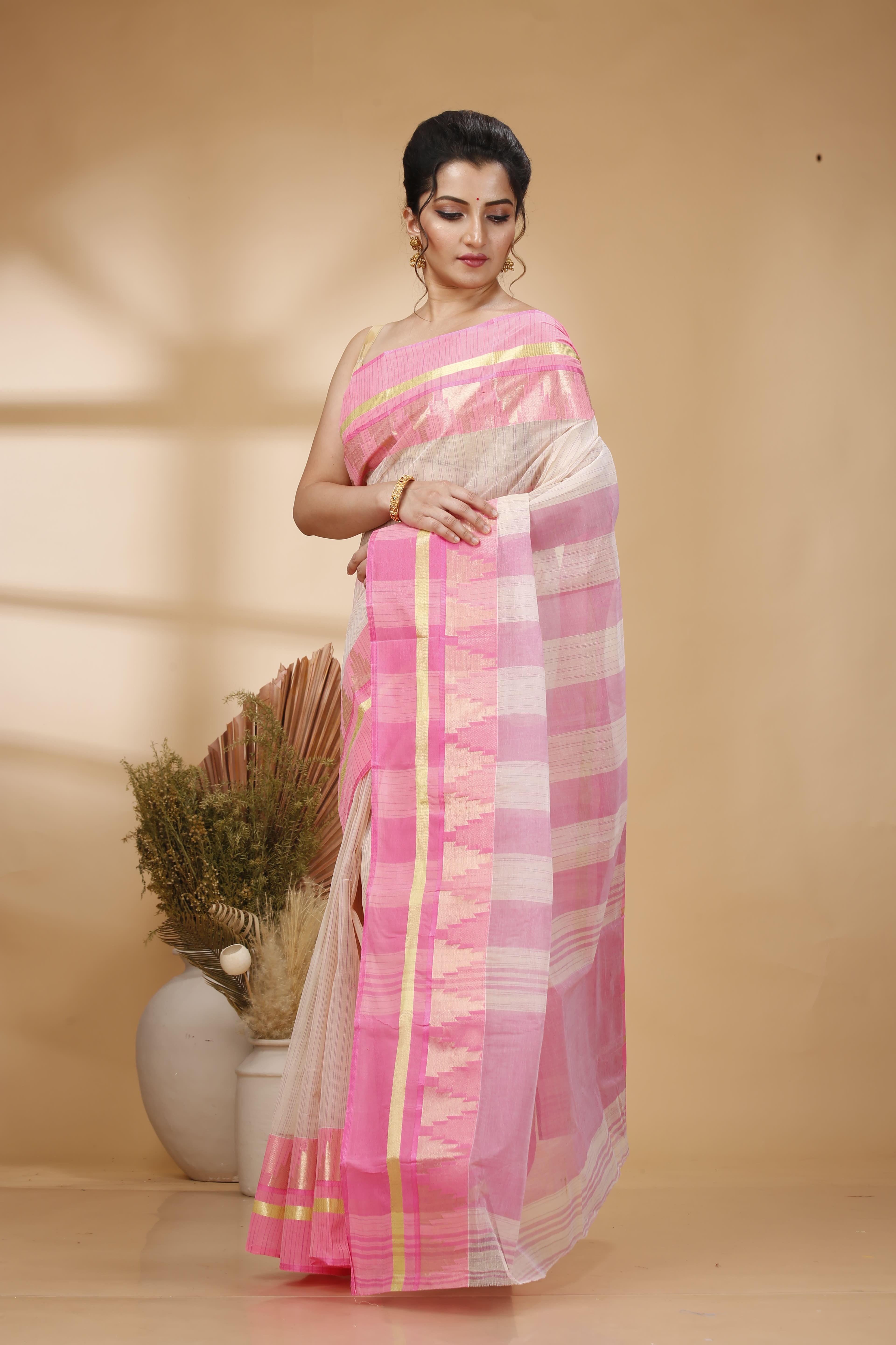 Garad or Gorot Saree